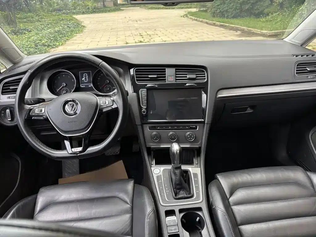 2016 Golf 230TSI Automatic Luxury — миниатюра 13