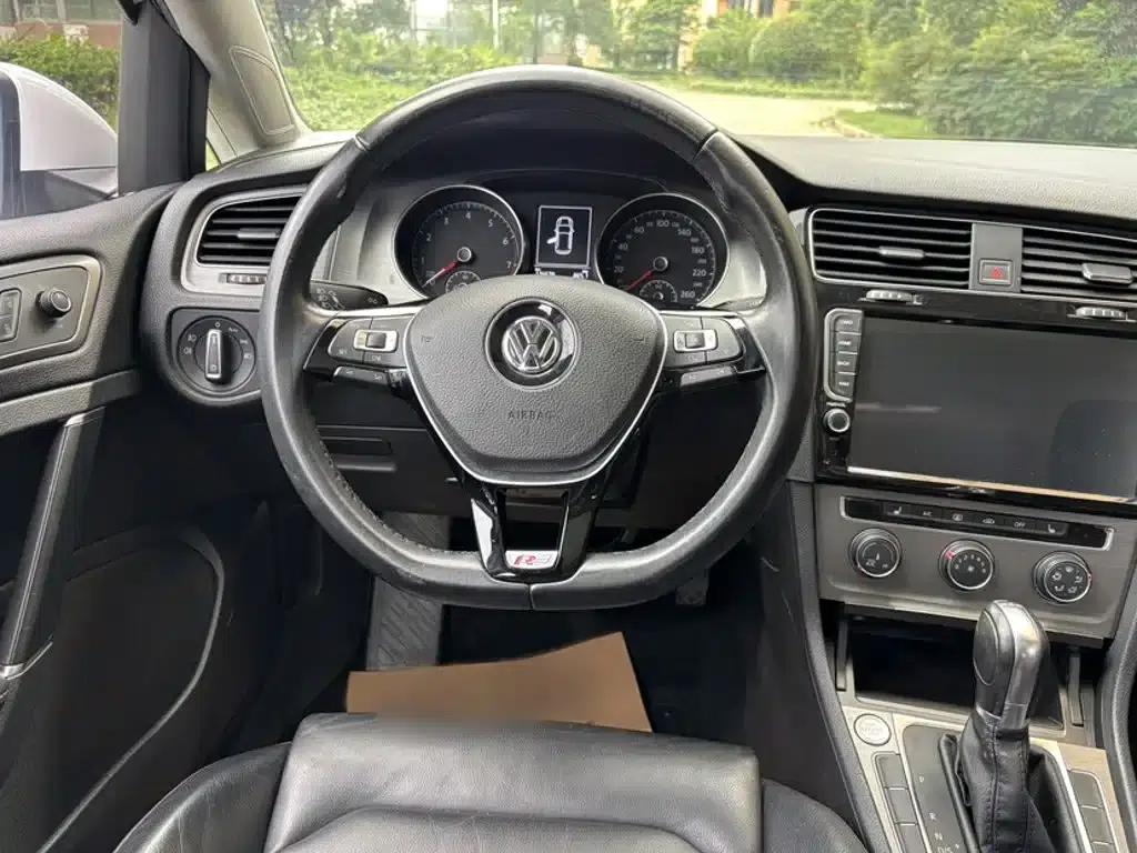 2016 Golf 230TSI Automatic Luxury — миниатюра 14