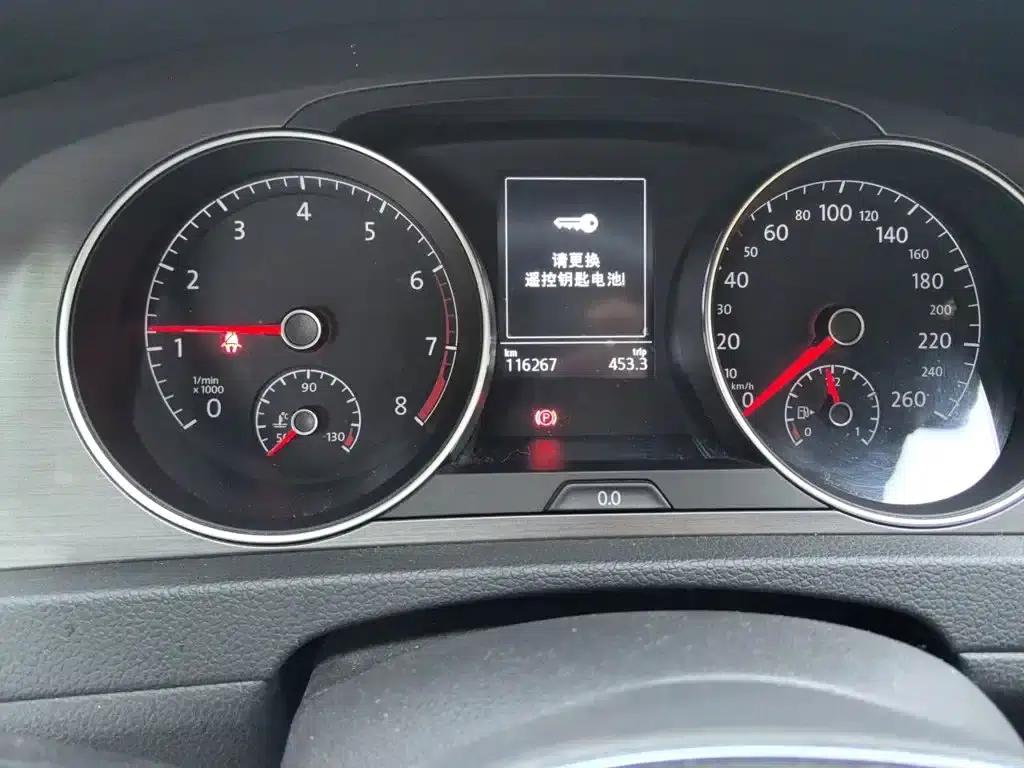 2016 Golf 230TSI Automatic Luxury — миниатюра 5