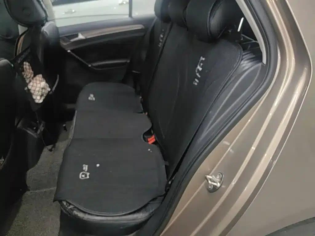 2016 Golf 1.6L Automatic Comfort — миниатюра 17