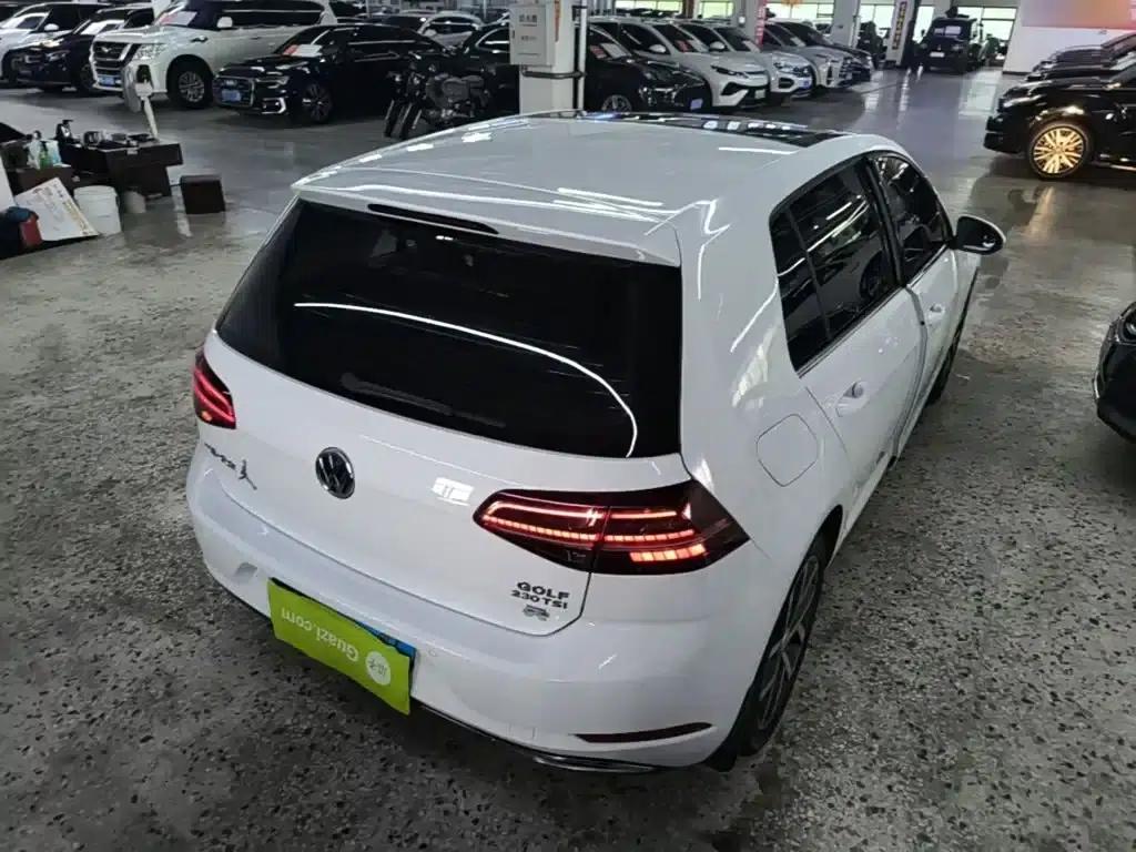2018 Golf 230TSI Automatic Luxury — миниатюра 7