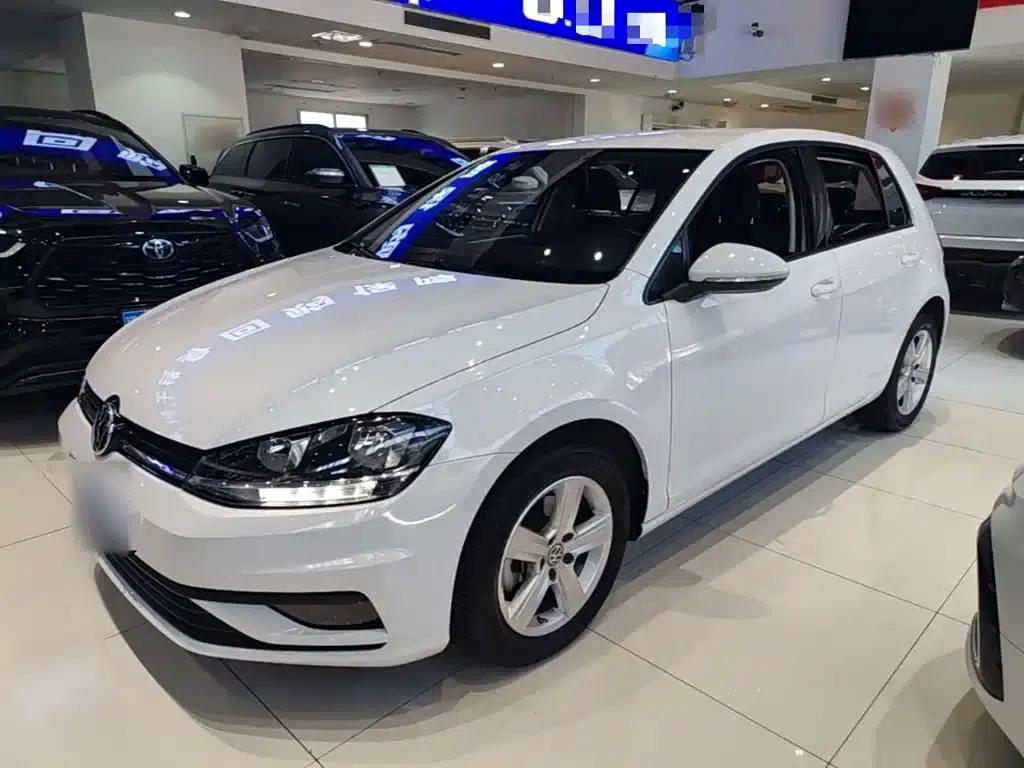 2018 Golf 1.6L Manual Fashion Edition — миниатюра 1