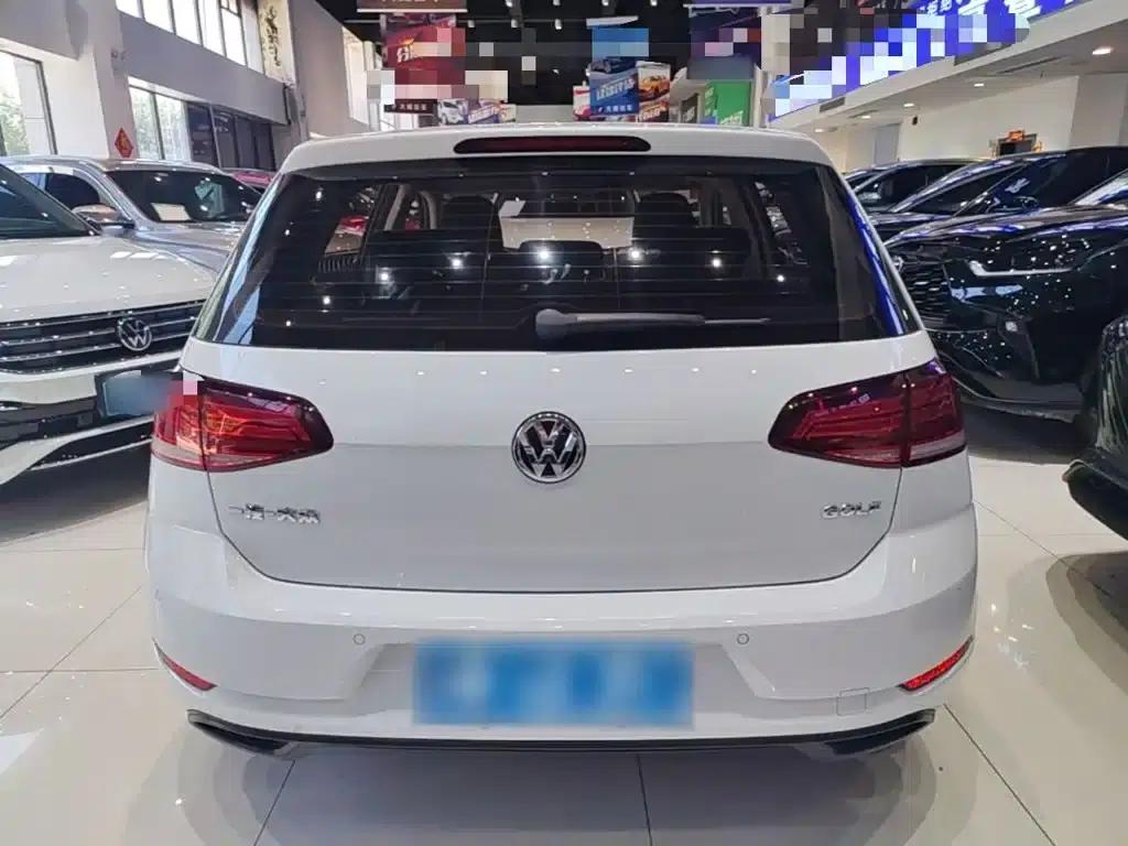 2018 Golf 1.6L Manual Fashion Edition — миниатюра 4