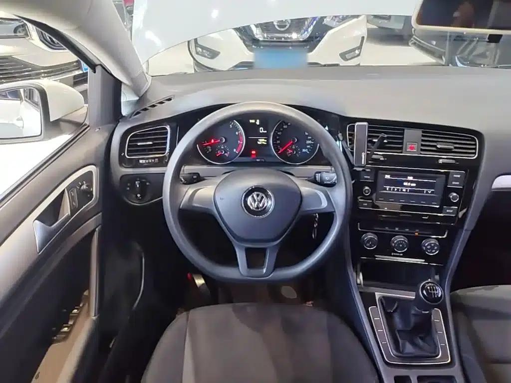 2018 Golf 1.6L Manual Fashion Edition — миниатюра 7