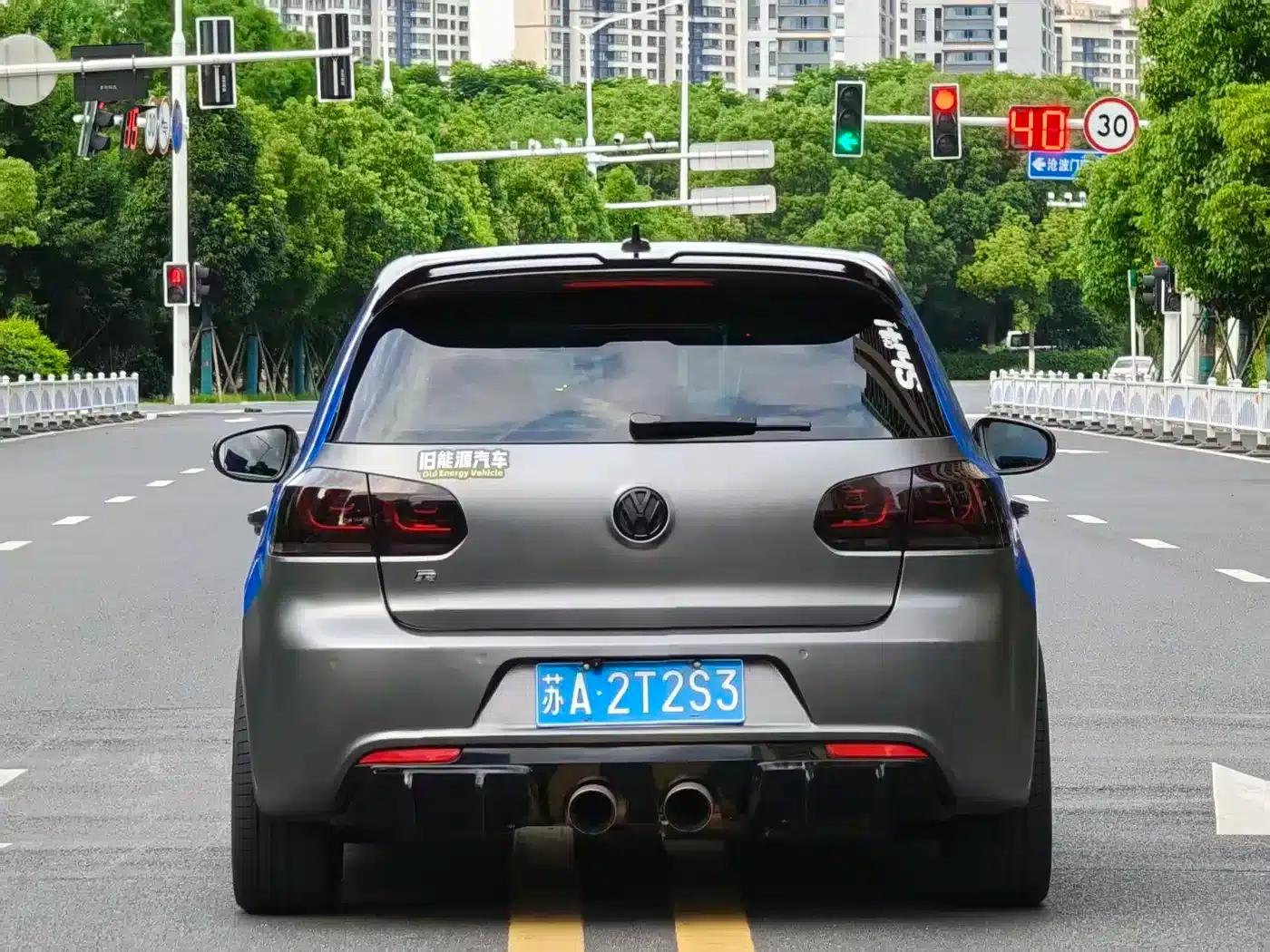 2011 Golf 2.0TSI R (Imported) — миниатюра 13