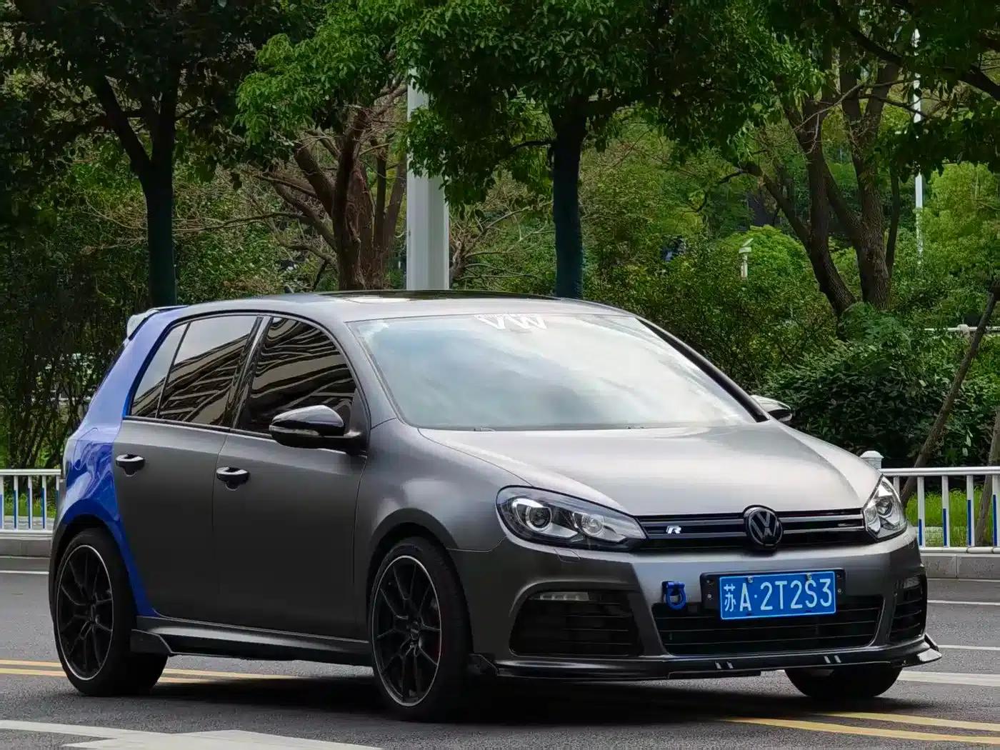 2011 Golf 2.0TSI R (Imported) — миниатюра 3