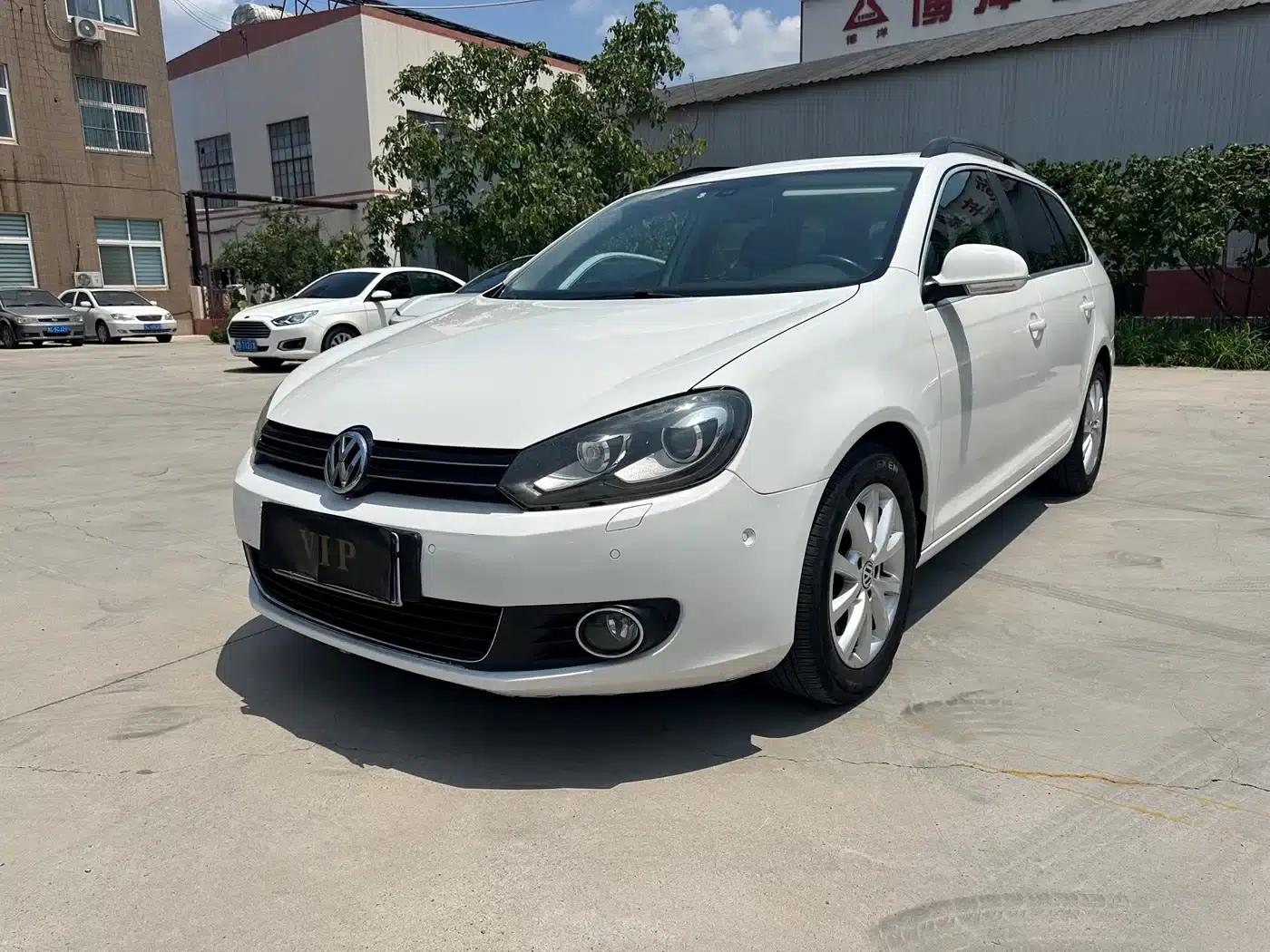 2011 Golf 1.4TSI Luxury Touring Edition (Imported) — миниатюра 1