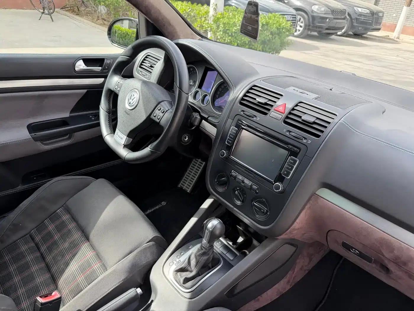2006 Golf (Imported) GTI 2.0T Three-Door — миниатюра 11