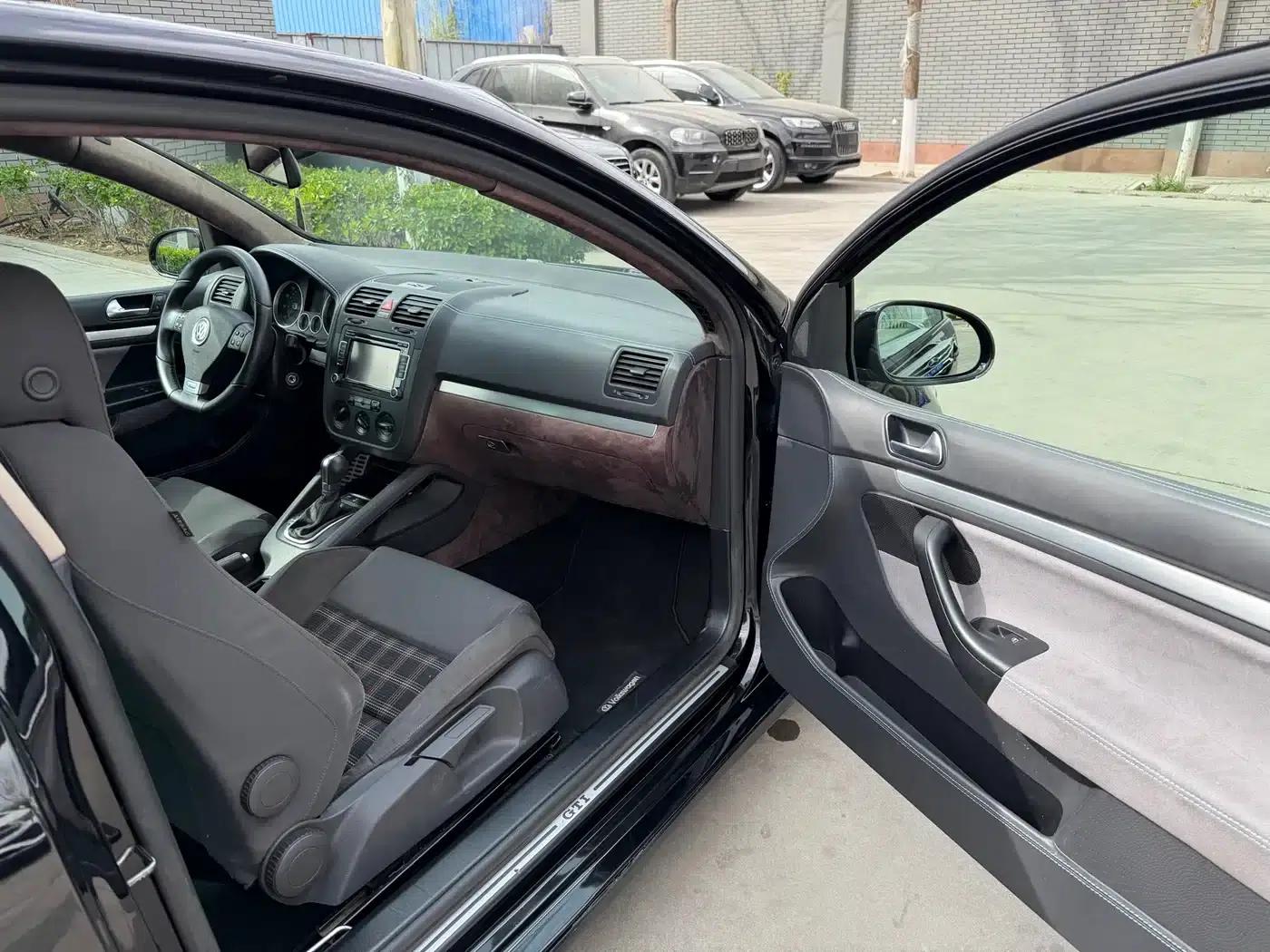 2006 Golf (Imported) GTI 2.0T Three-Door — миниатюра 13