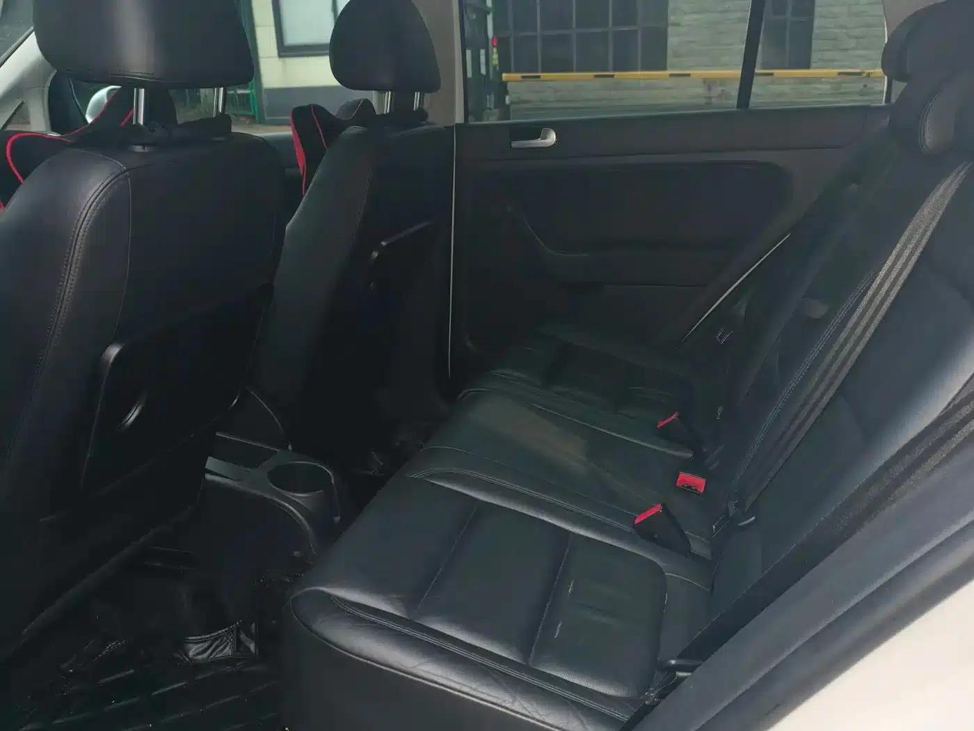 2011 Golf 1.4TSI Luxury Touring Edition (Imported) — миниатюра 4