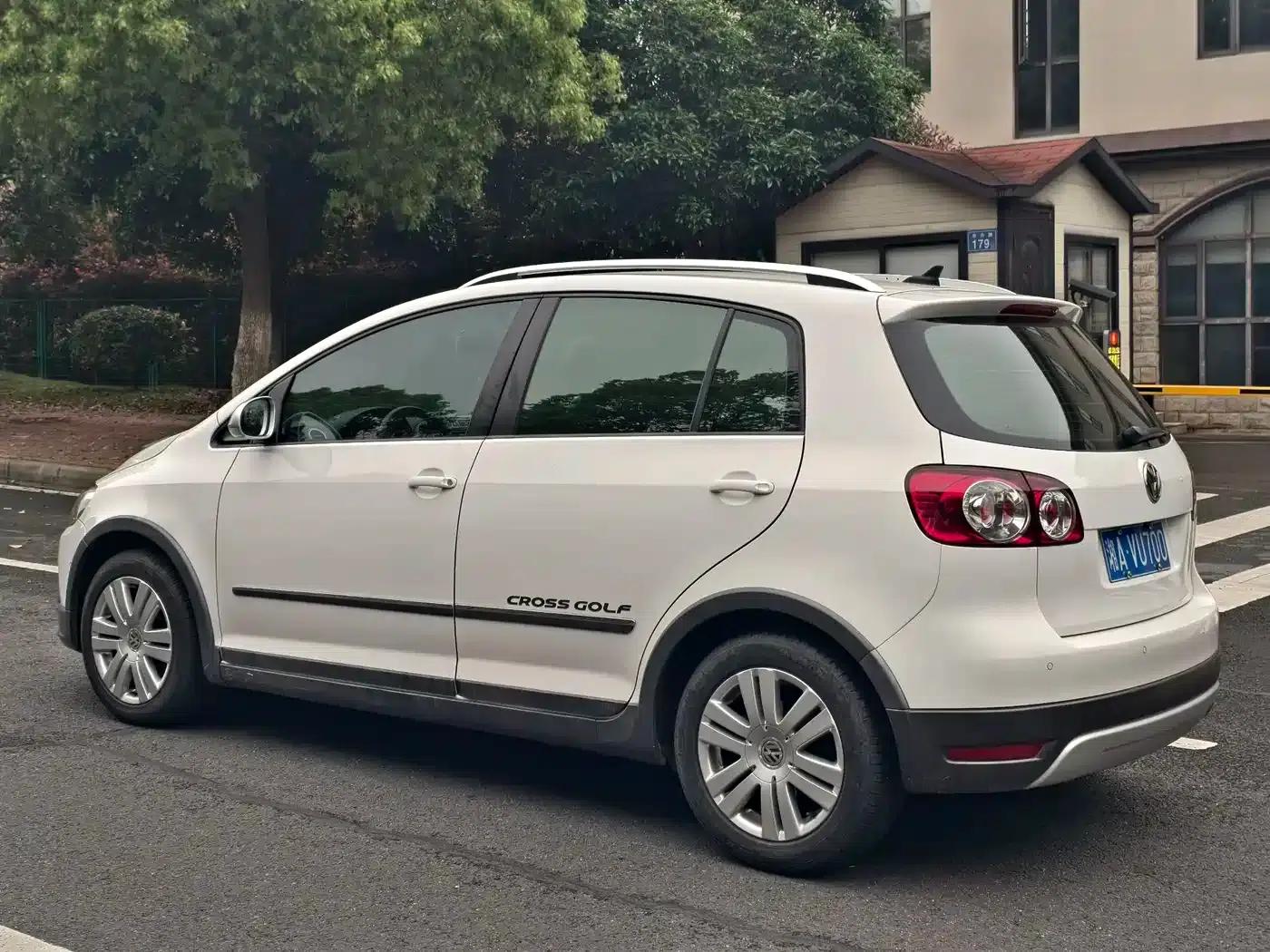 2011 Golf 1.4TSI Luxury Touring Edition (Imported) — миниатюра 9