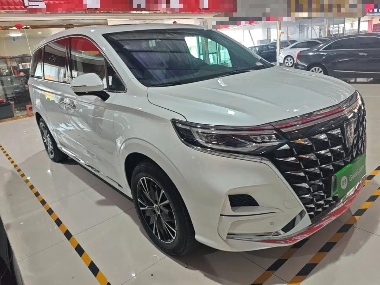 Roewe iMAX8 New Energy 2025 1.5T DMH Lu Zun Deluxe Edition — миниатюра 3