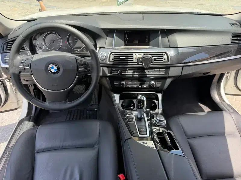 2014 BMW 5 Series 520Li Elegant Edition — миниатюра 10