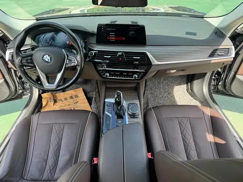 2018 BMW 5 Series Facelift 530Li Leading Luxury Package — миниатюра 9