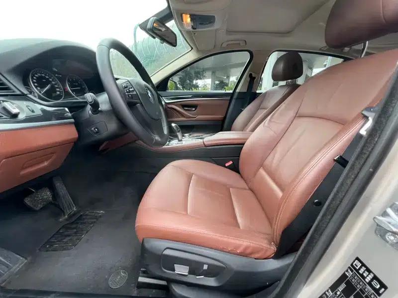 BMW 5 Series 2013 520Li Elegant Edition — миниатюра 8