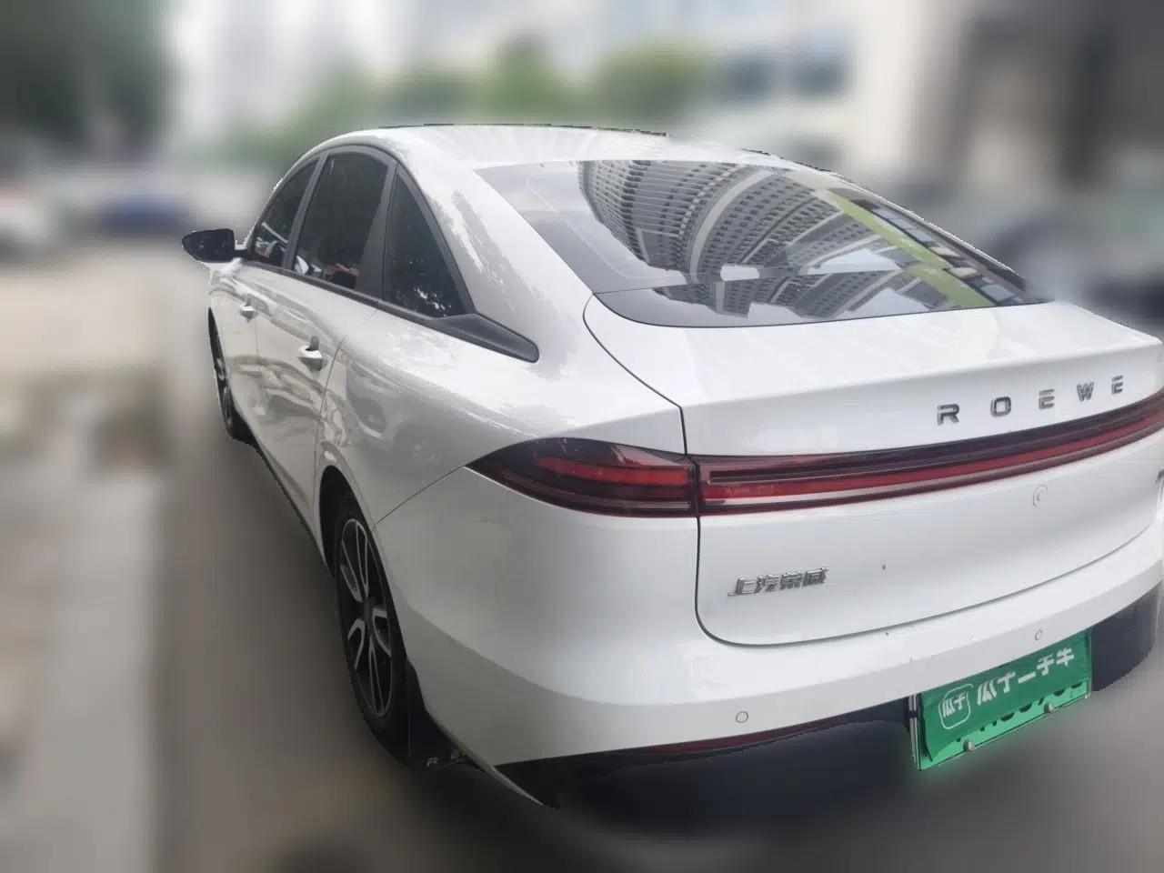 Roewe D6 2025 450km Deluxe Edition — миниатюра 4