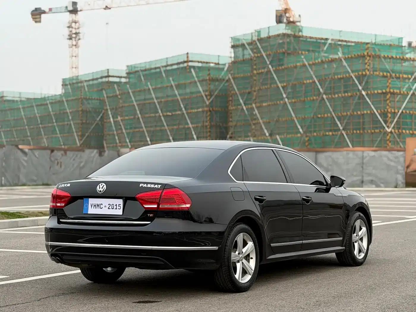 2013 Passat 1.8TSI DSG Royal Edition — миниатюра 21