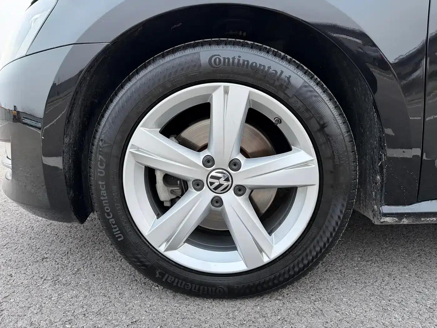 2013 Passat 1.8TSI DSG Royal Edition — миниатюра 23
