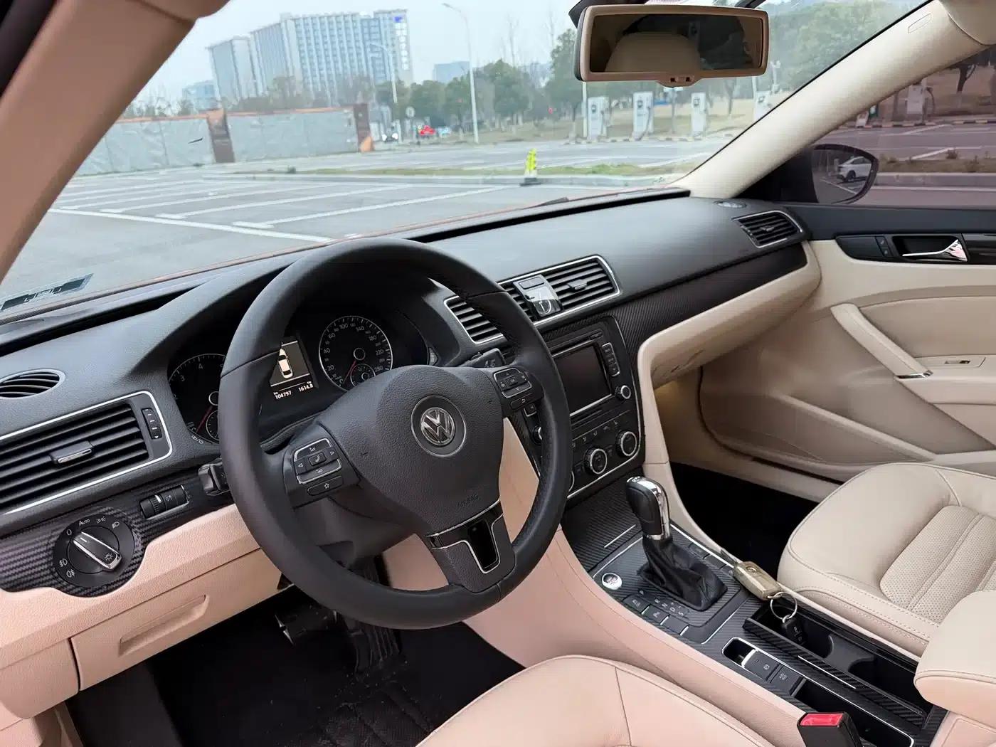 2013 Passat 1.8TSI DSG Royal Edition — миниатюра 6