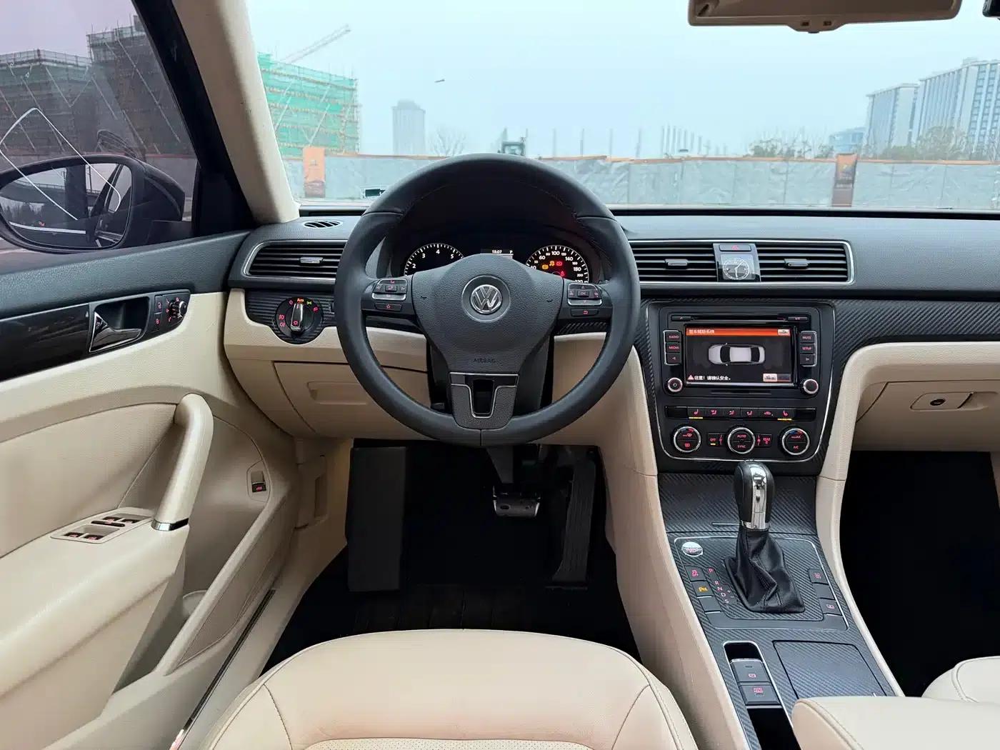 2013 Passat 1.8TSI DSG Royal Edition — миниатюра 8