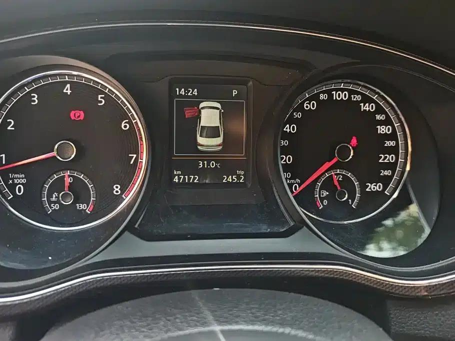 2017 Passat 330TSI DSG Premium Edition — миниатюра 14