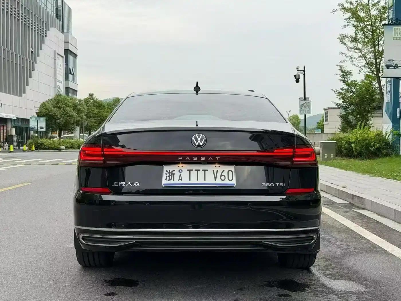 2024 Passat 380TSI Starry Sky Elite Edition — миниатюра 8
