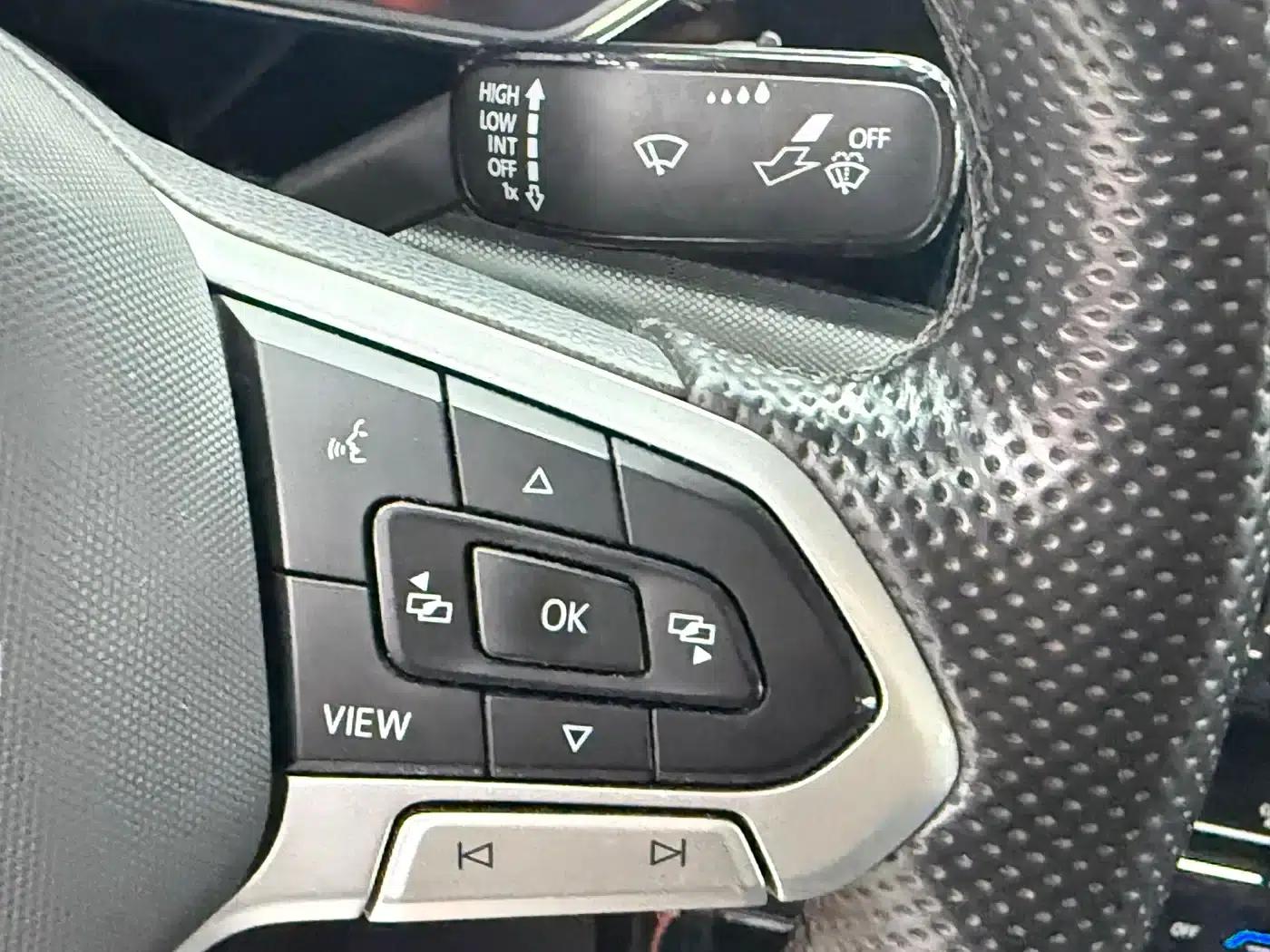 2022 Passat 280TSI Elite Edition — миниатюра 13