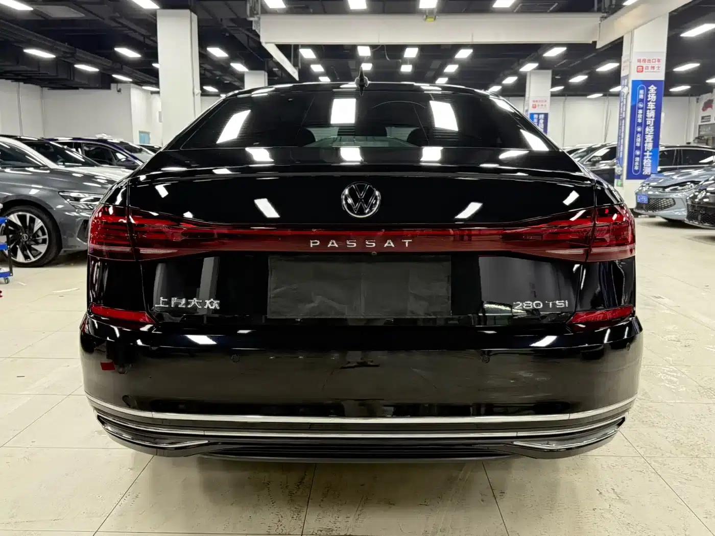 2022 Passat 280TSI Elite Edition — миниатюра 6