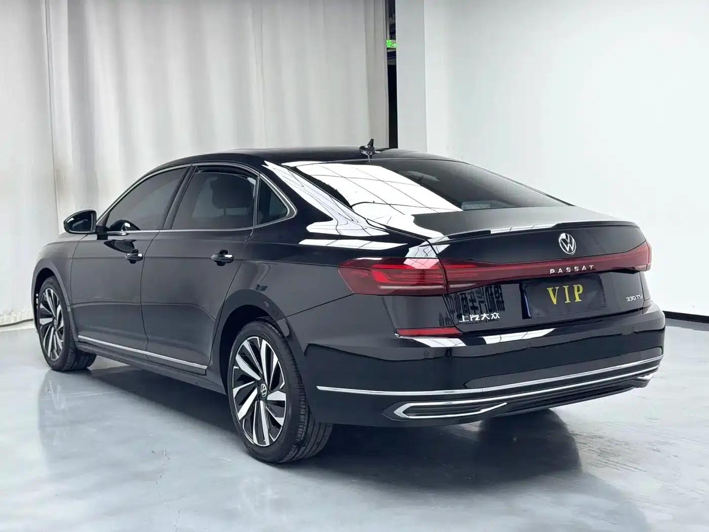 2023 Passat 330TSI Elite Edition — миниатюра 9