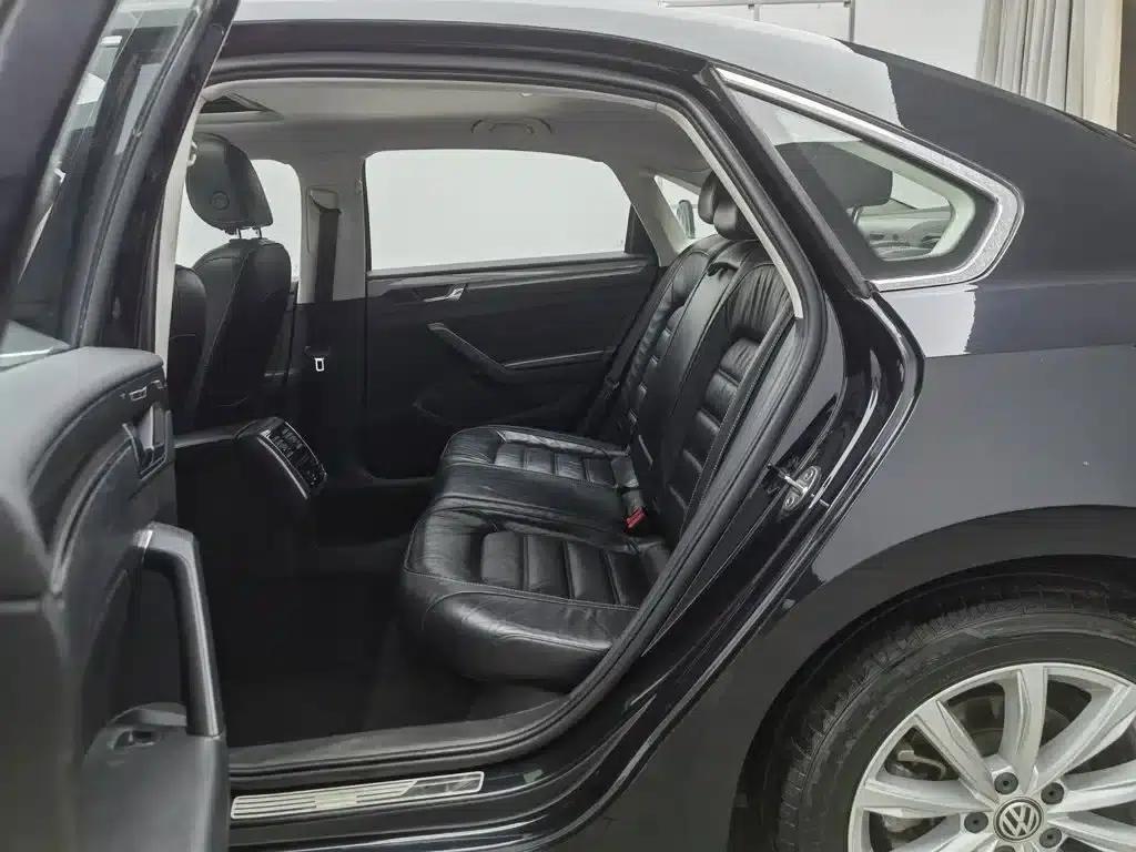 2017 Passat 330TSI DSG Premium Edition — миниатюра 15