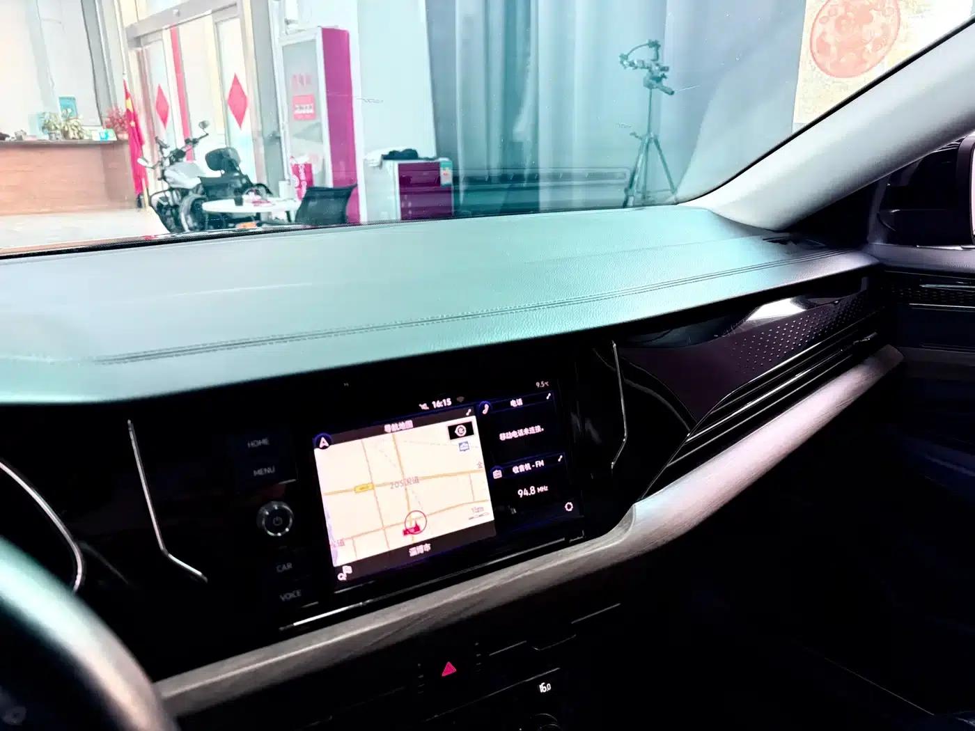 2020 Volkswagen Passat 330TSI Luxury Edition (China VI Emission Standard) — миниатюра 18