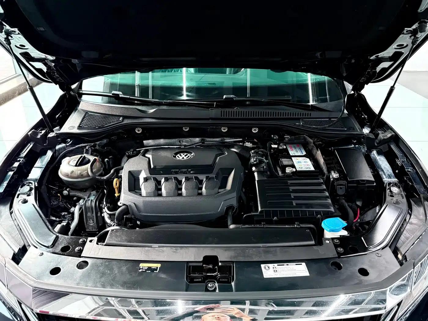 2020 Volkswagen Passat 330TSI Luxury Edition (China VI Emission Standard) — миниатюра 29