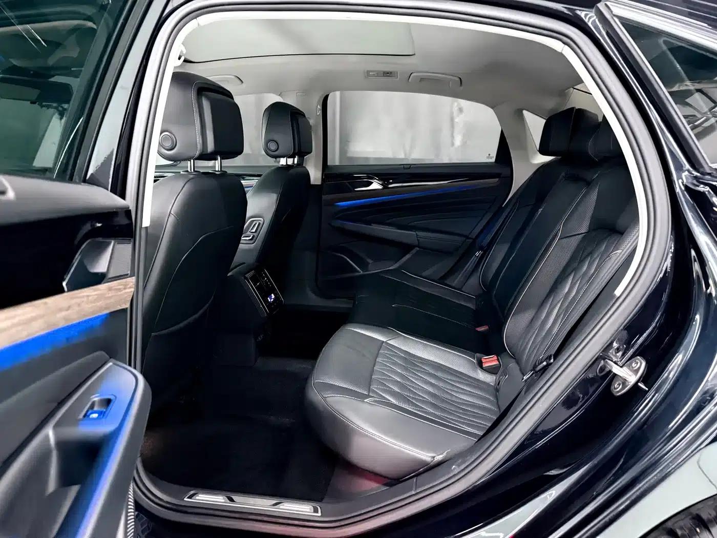 2020 Volkswagen Passat 330TSI Luxury Edition (China VI Emission Standard) — миниатюра 10