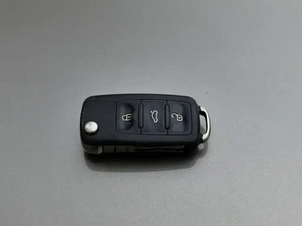 2013 Passat 1.8TSI DSG Royal Edition — миниатюра 19