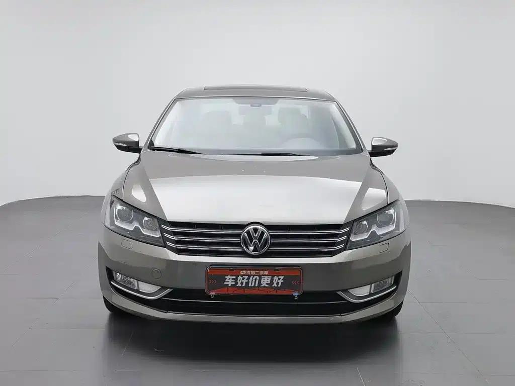 2013 Passat 1.8TSI DSG Royal Edition — миниатюра 3