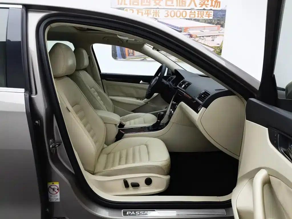 2013 Passat 1.8TSI DSG Royal Edition — миниатюра 23
