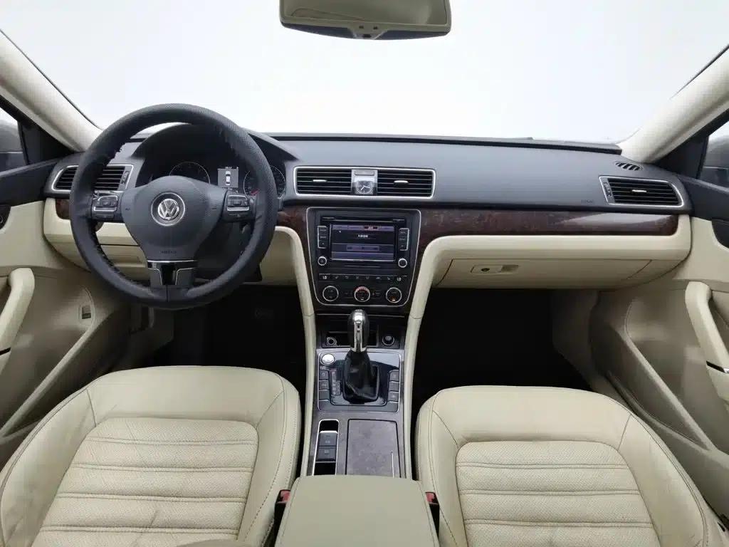 2013 Passat 1.8TSI DSG Royal Edition — миниатюра 5