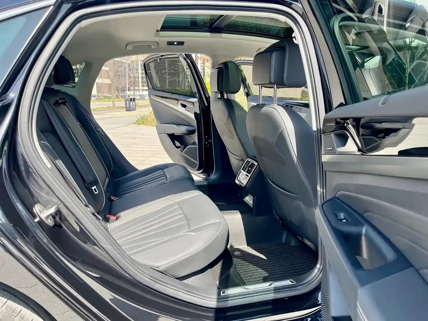 2024 Passat 380TSI Starry Sky Luxury Edition — миниатюра 20