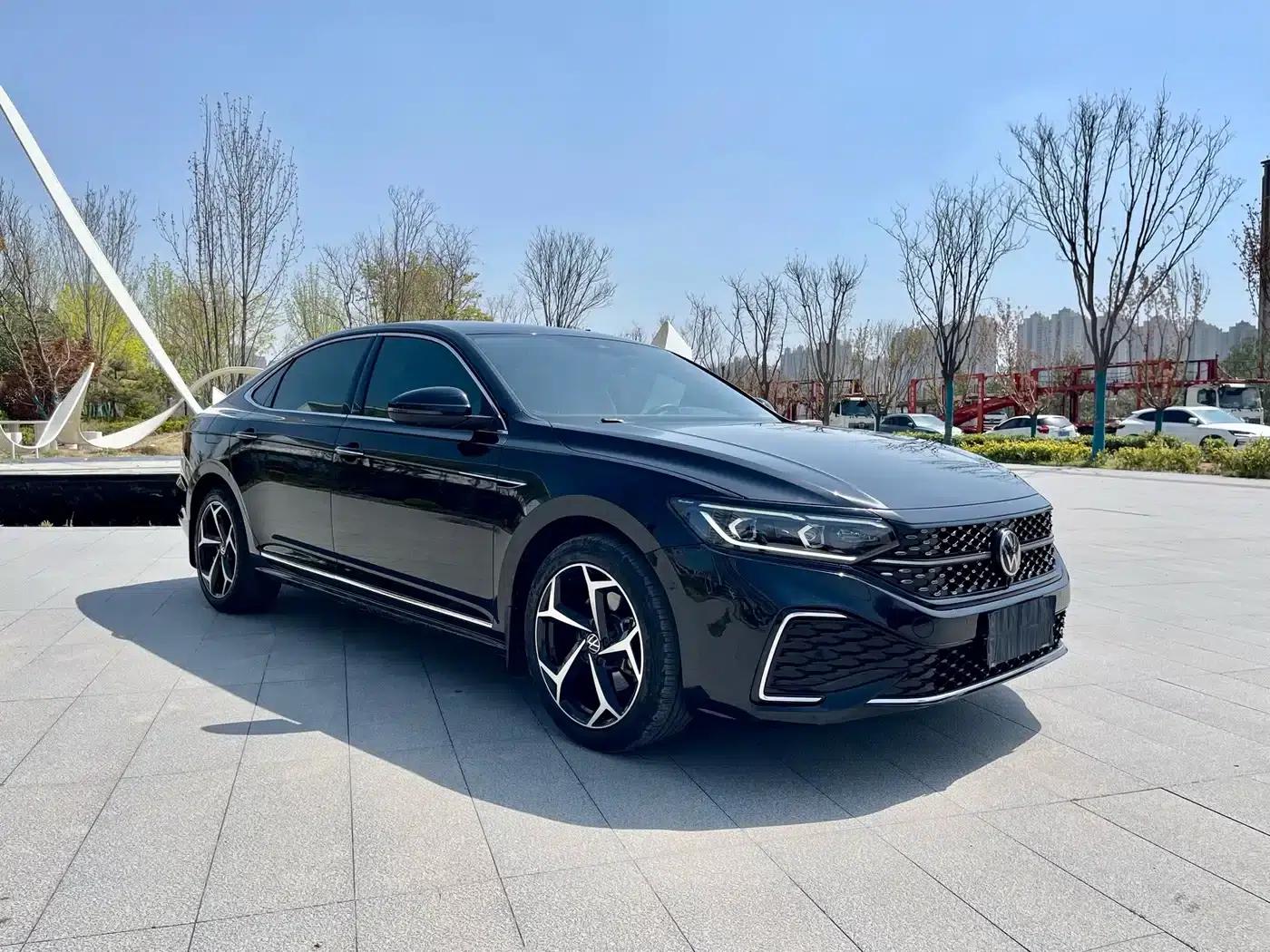 2024 Passat 380TSI Starry Sky Luxury Edition — миниатюра 3