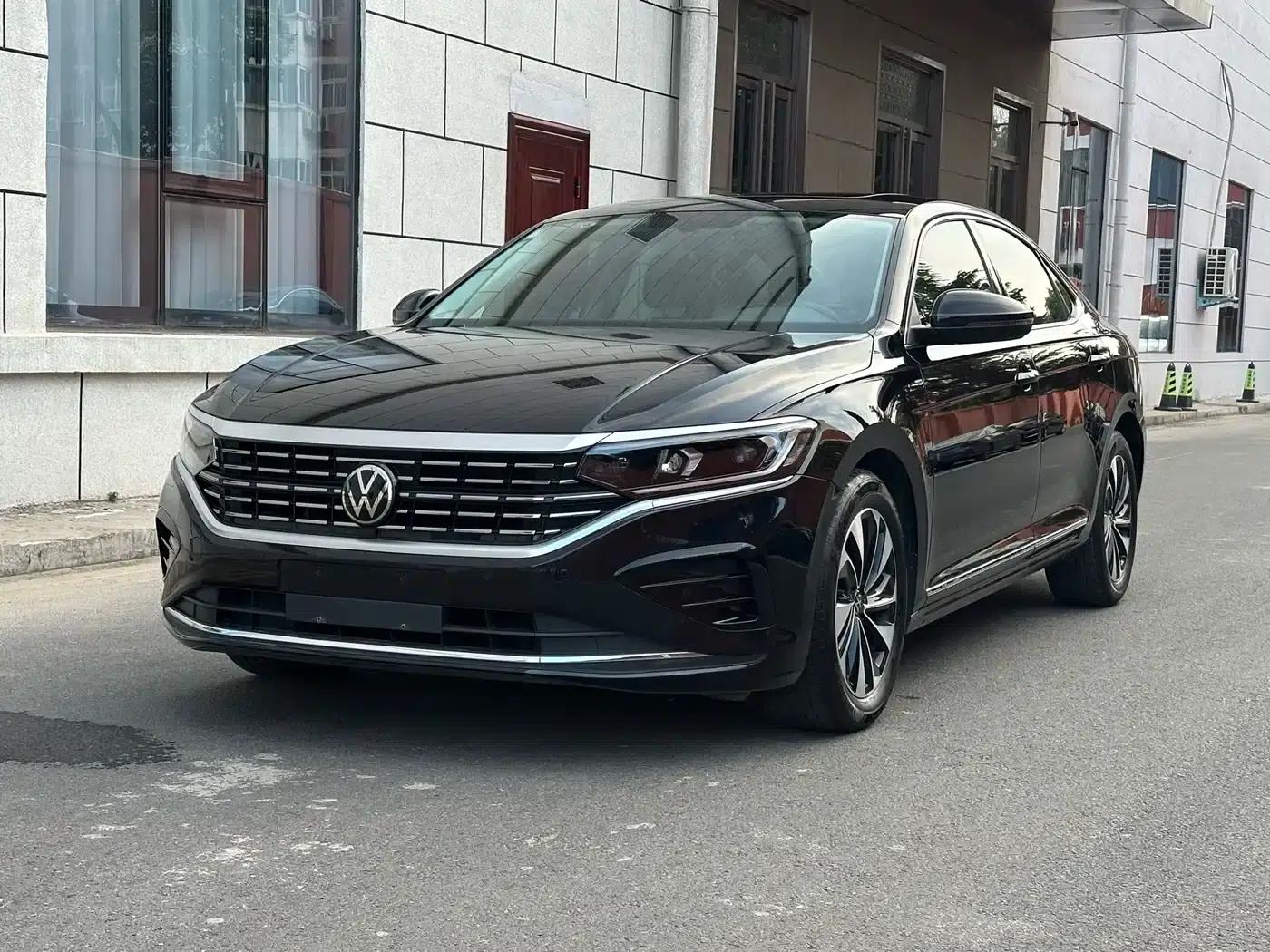 2023 Passat 280TSI Elite Edition — миниатюра 1