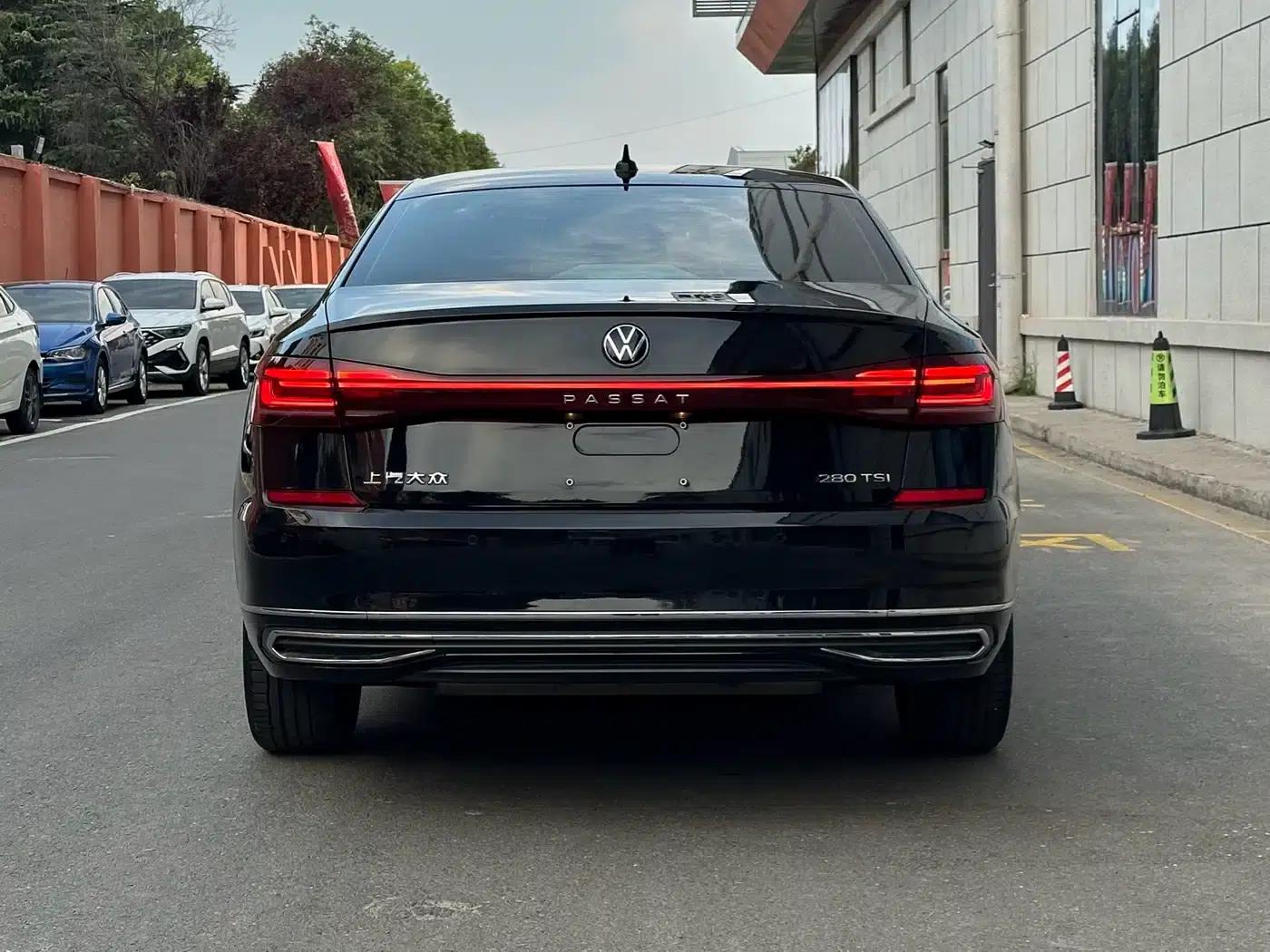 2023 Passat 280TSI Elite Edition — миниатюра 5