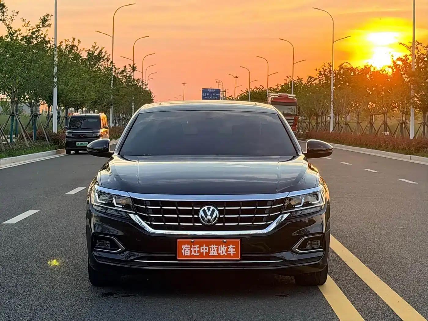 2019 Volkswagen Passat 330TSI Elite Edition (China VI Emission Standard) — миниатюра 2