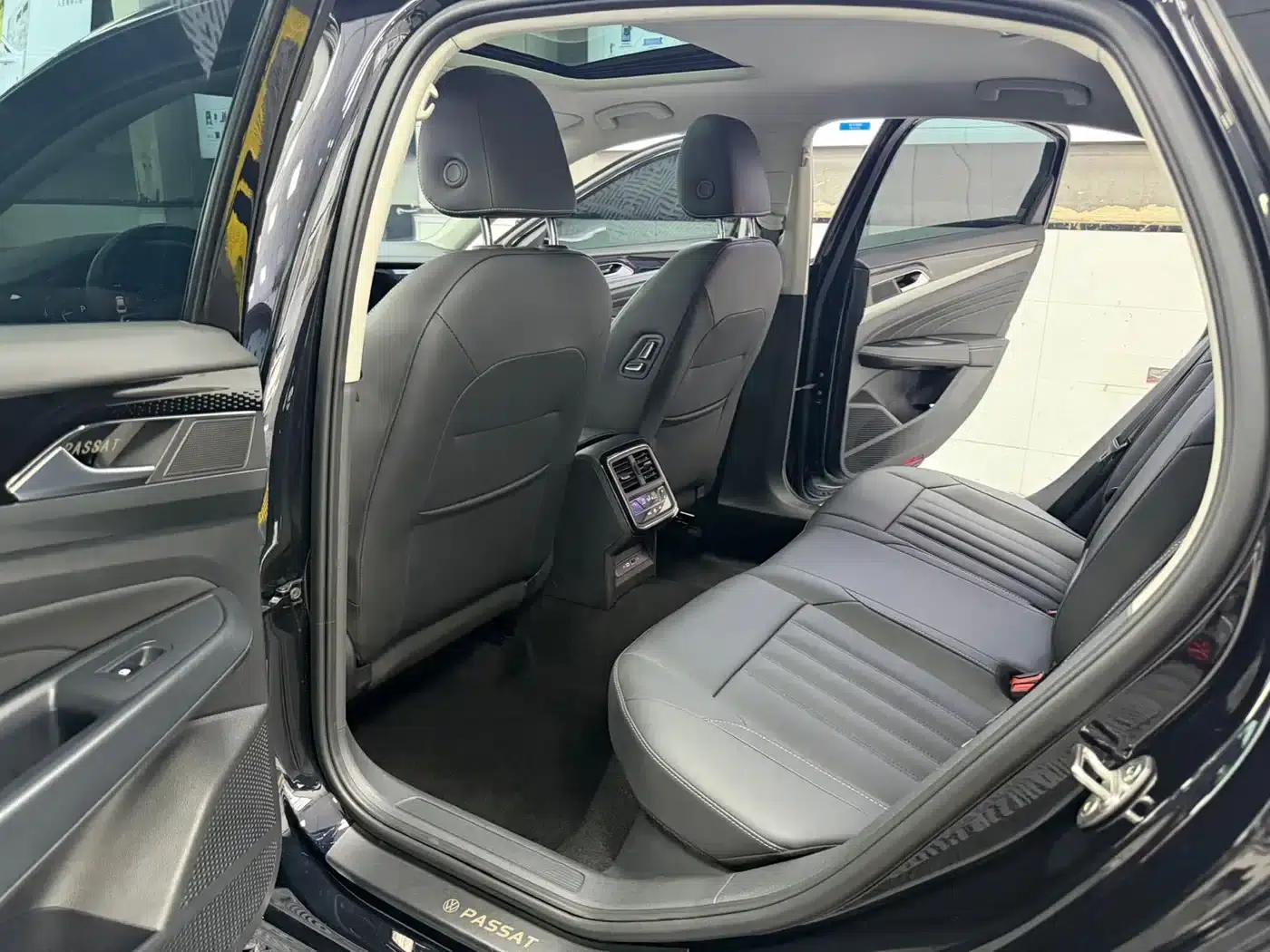 2023 Passat 280TSI Business Edition — миниатюра 18