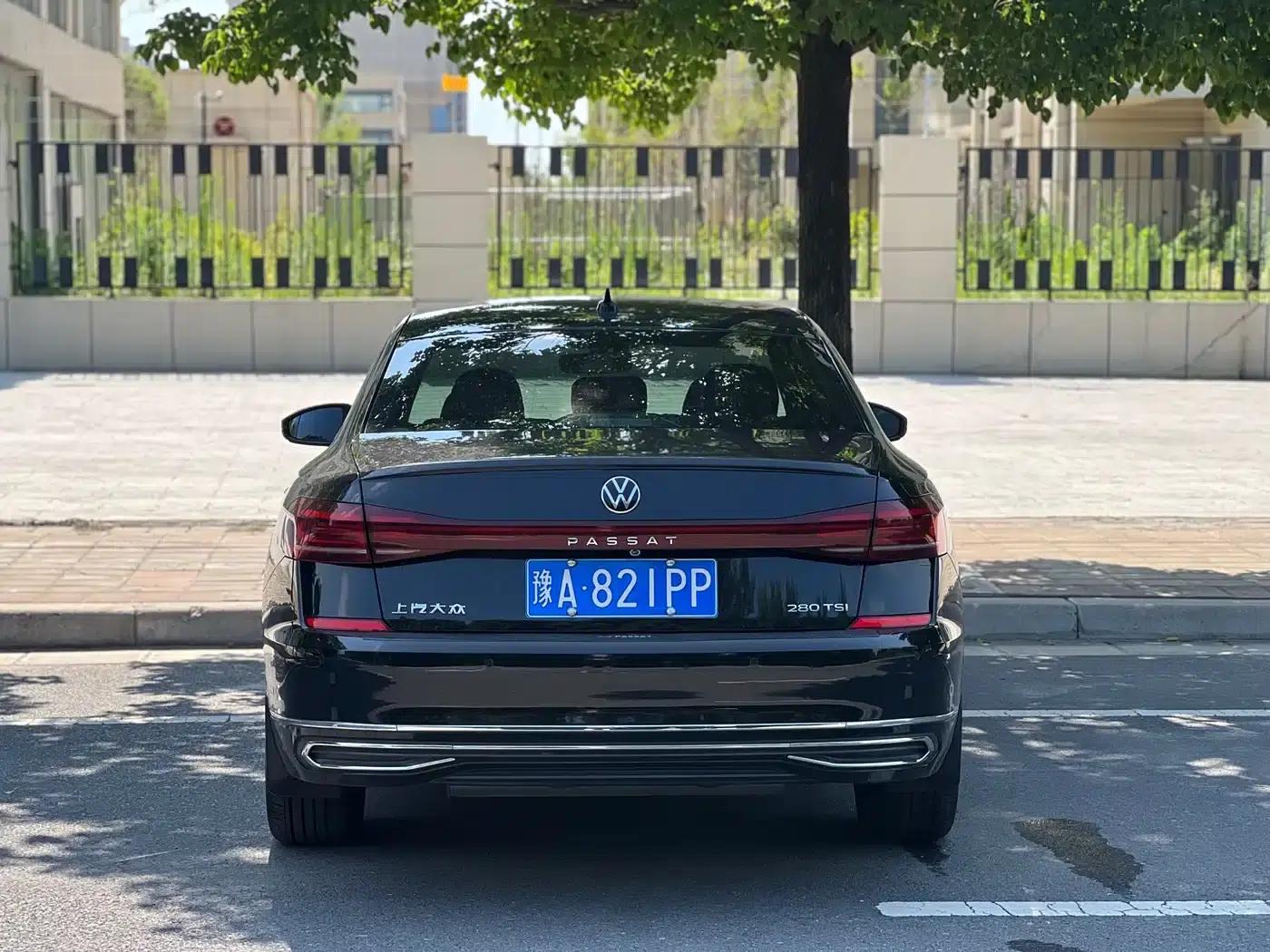 2022 Passat 280TSI Elite Edition — миниатюра 8