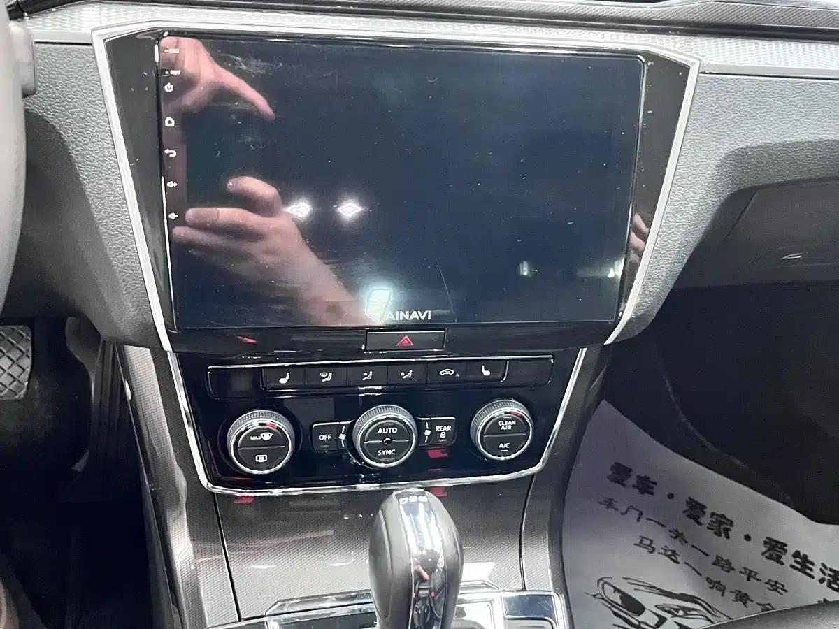 2017 Passat 330TSI DSG Royal Edition — миниатюра 6