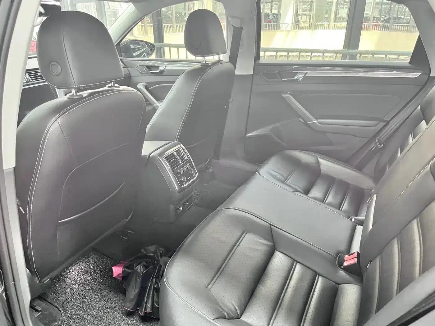 2017 Passat 330TSI DSG Royal Edition — миниатюра 10