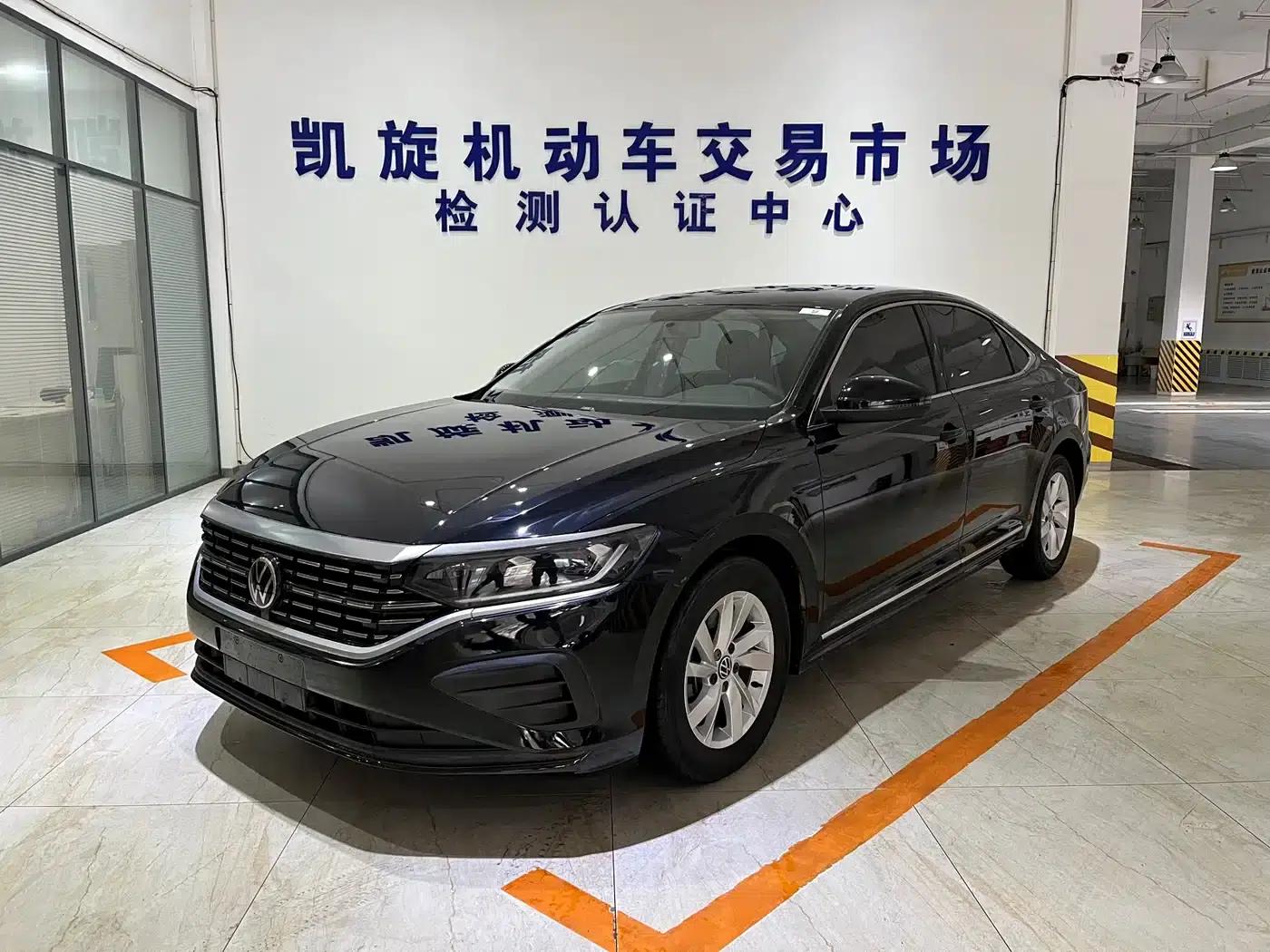 2023 Passat Facelift 280TSI Business Edition — миниатюра 1