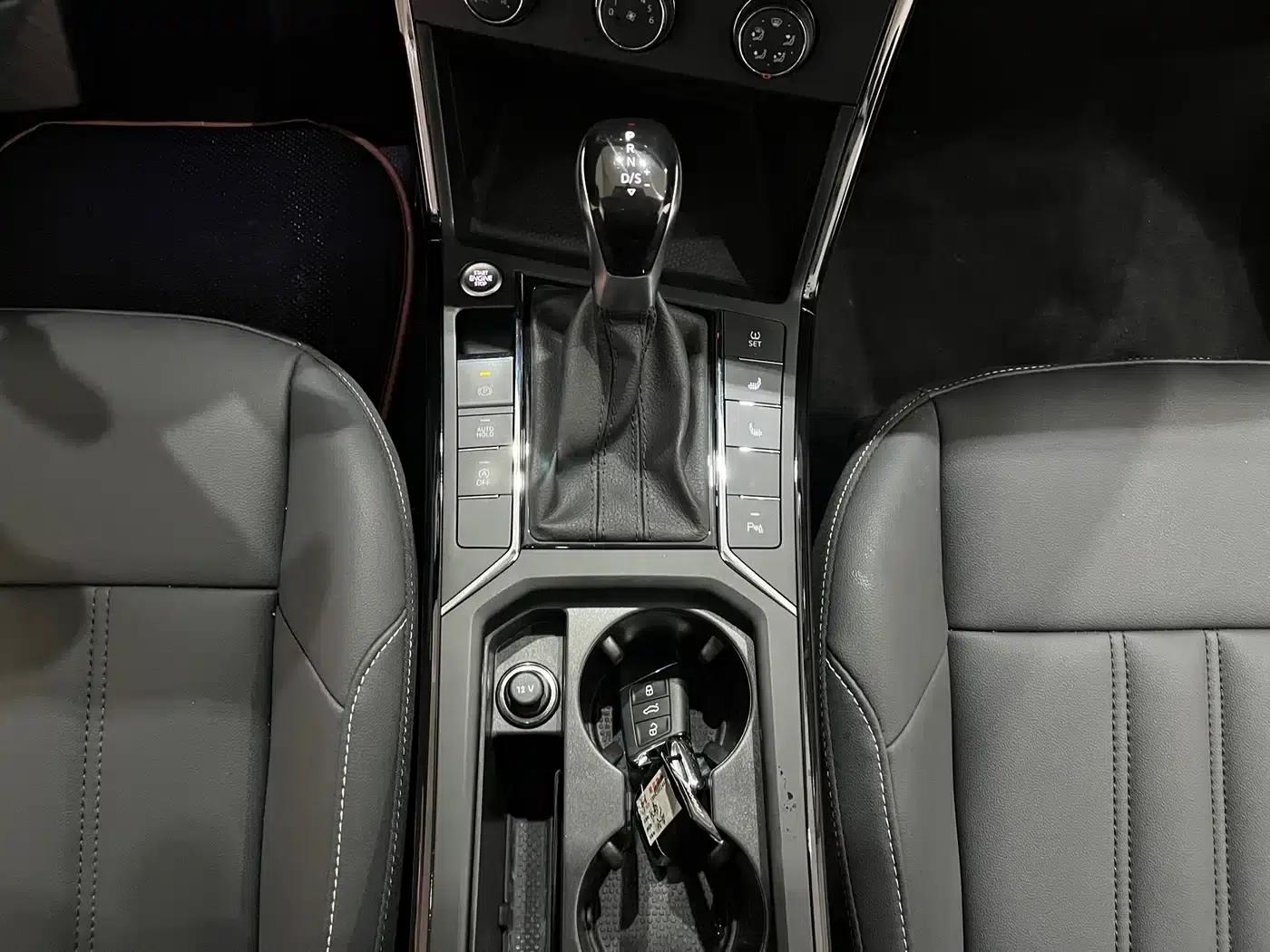 2023 Passat Facelift 280TSI Business Edition — миниатюра 14