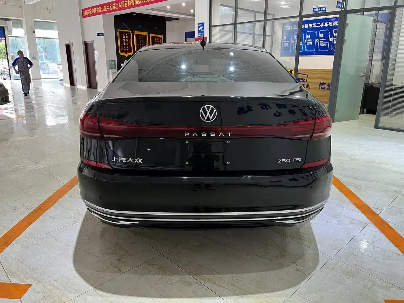 2023 Passat Facelift 280TSI Business Edition — миниатюра 5