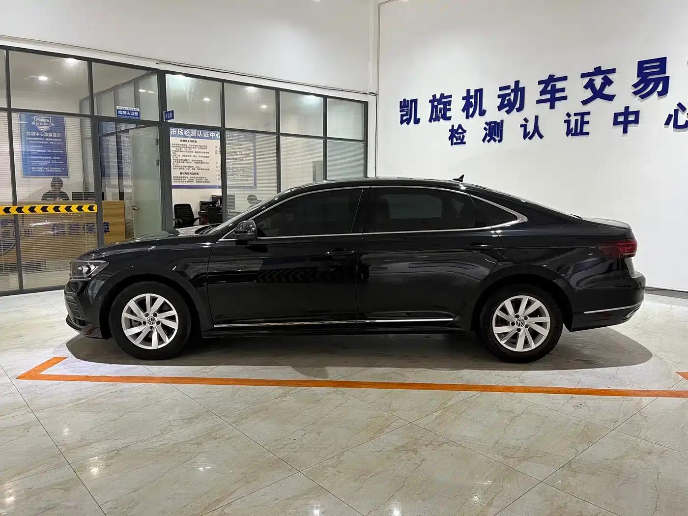 2023 Passat Facelift 280TSI Business Edition — миниатюра 7